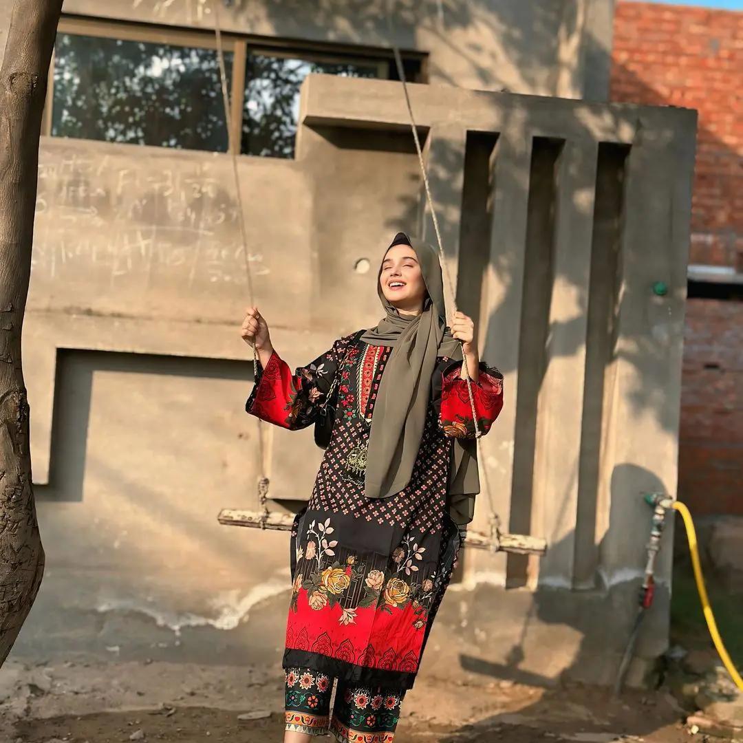 2 PC Stitched Print Lawn Long Shirt Suit