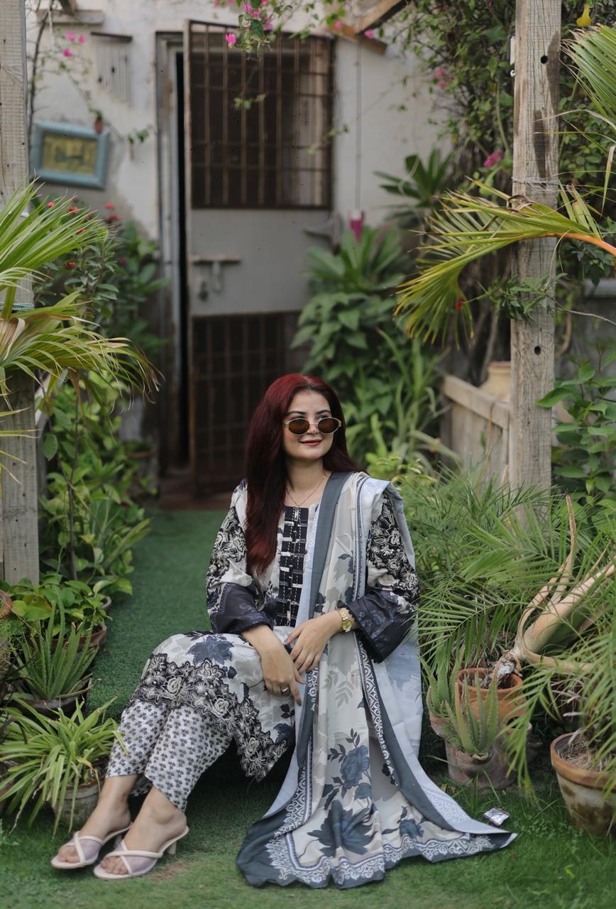 3 PC Stitched Print Lawn Suit