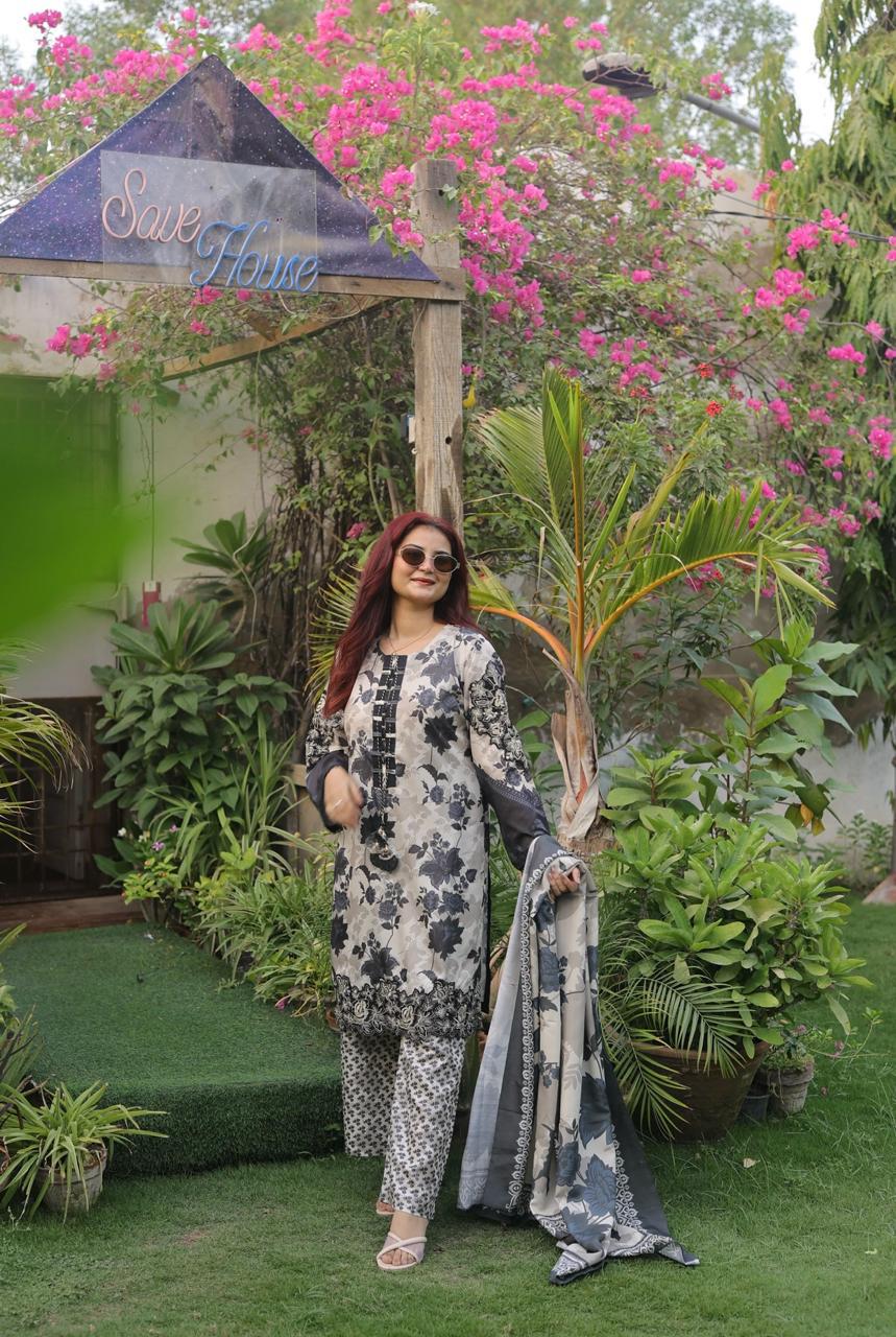 3 PC Stitched Print Lawn Suit