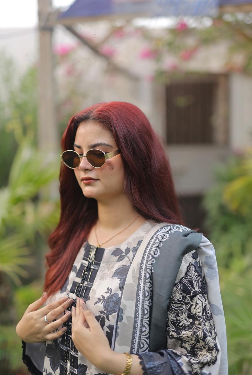3 PC Stitched Print Lawn Suit